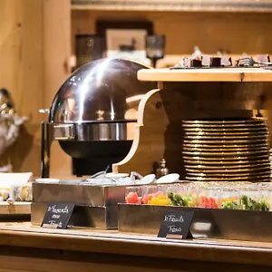 5* Hotel Fer à Cheval